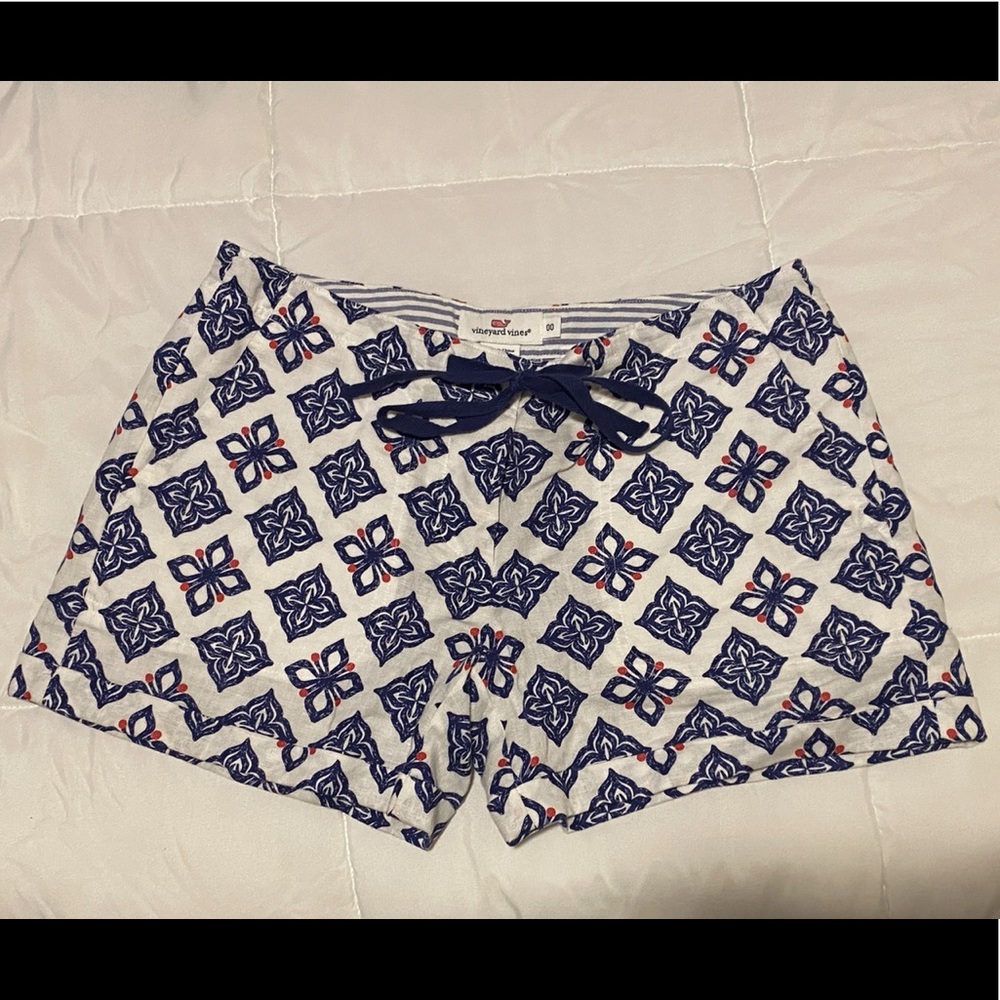 Vineyard Vines 2” Linen Shorts